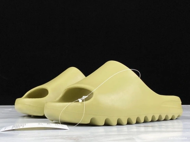 Adidas 'Resin' Slides FX0494 Yeezy 0713